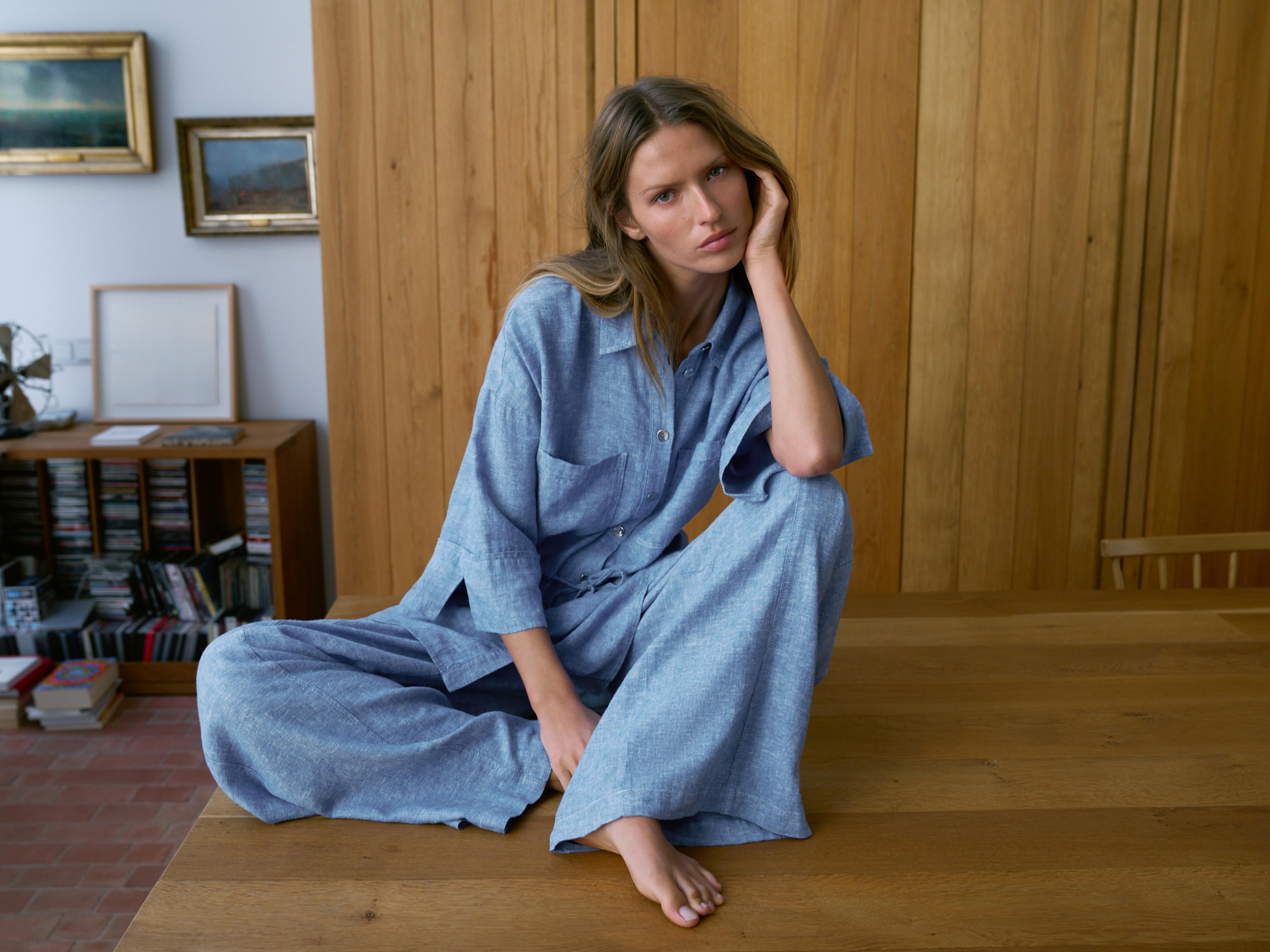 LINEN WIDE LEG PLEATED PANTS