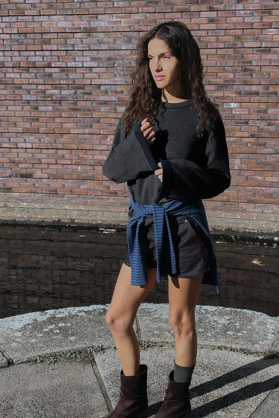 OVERSIZED LONG SLEEVE T-SHIRT