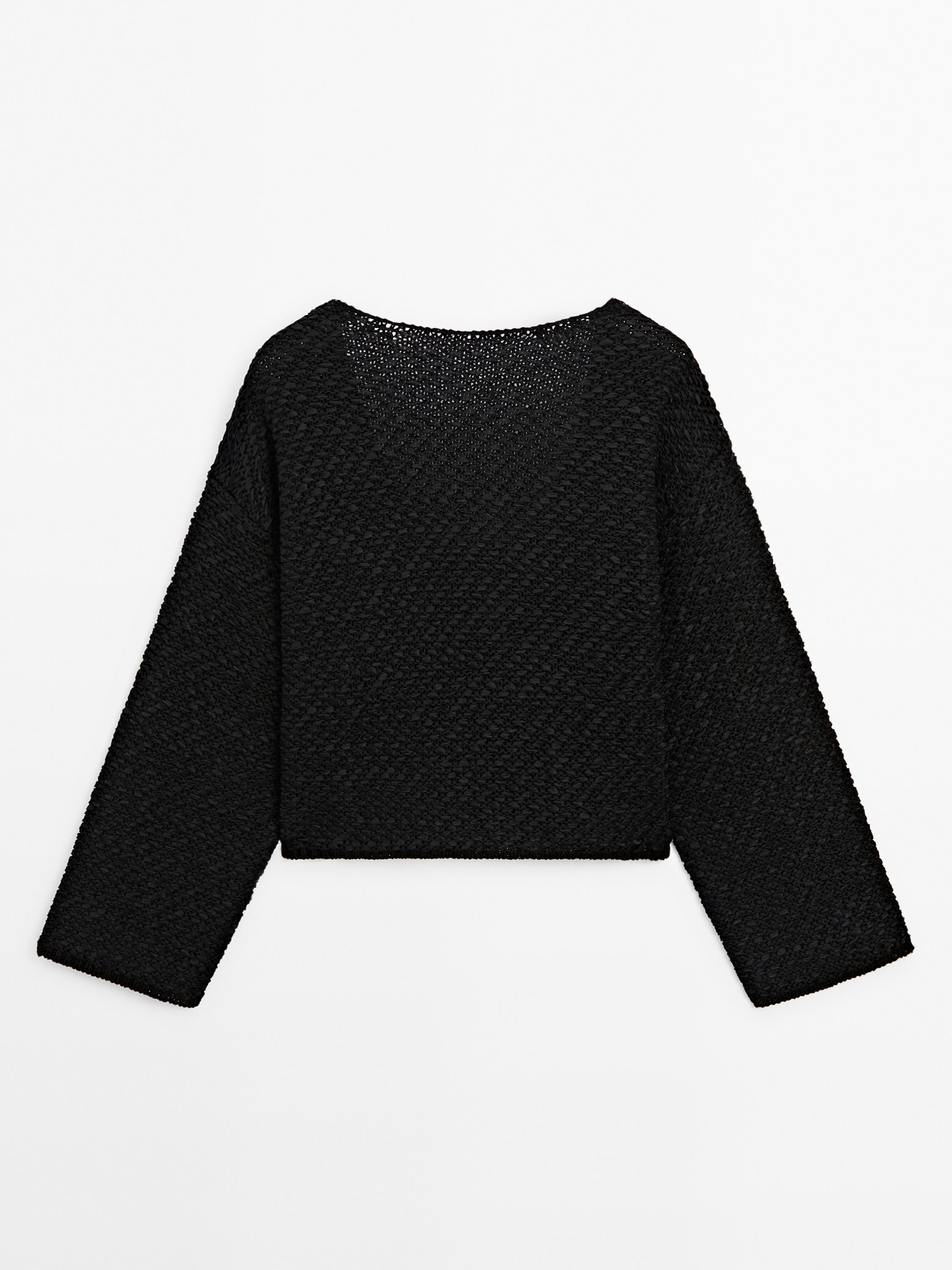 Textured knit sweater with low-cut back - Limited Edition