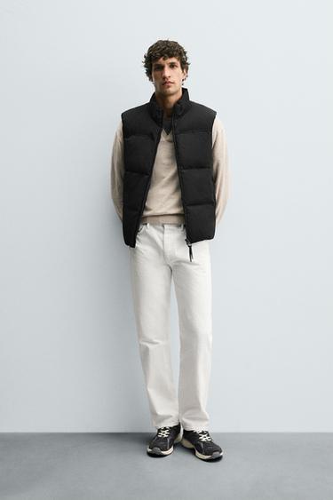Zara REGULAR FIT PADDED VEST - Black - Image 0