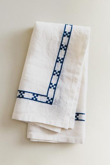 Zaras FLERPACK SERVETTER MED GEOMETRISKT BRODERI (2-PACK) - Vit