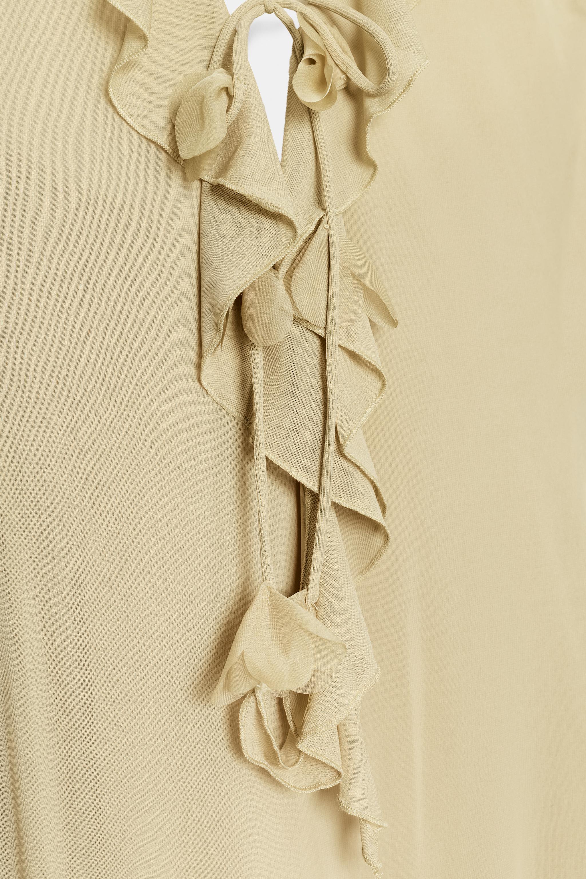 ROBE HALTER À VOLANTS