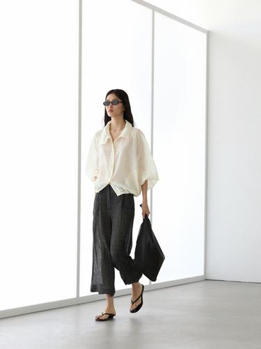 Pantalón pinzas total look melange lino - Gris de Zara