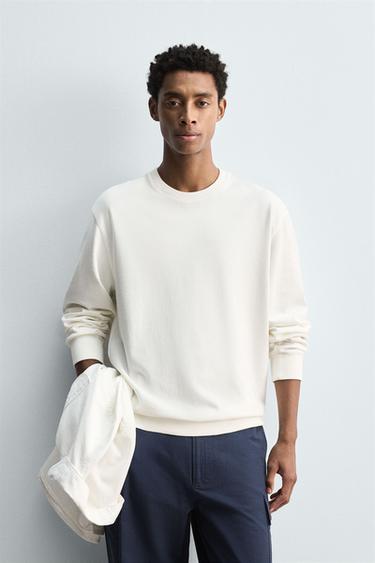 WASHED SOFT CREWNECK SWEATSHIRT - Ecru by Zara
