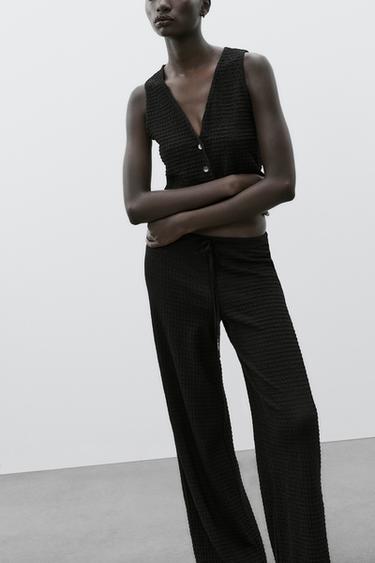 Zara STRUCTURED VEST TOP - Black - Image 0