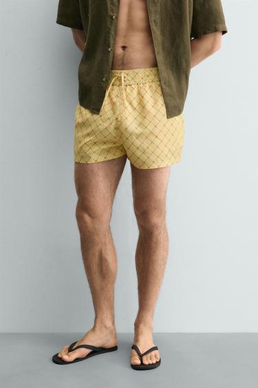 MAILLOT DE BAIN MI-LONG À IMPRIMÉ GÉOMÉTRIQUE DÉLAVÉ - Jaune de Zara - Image 1