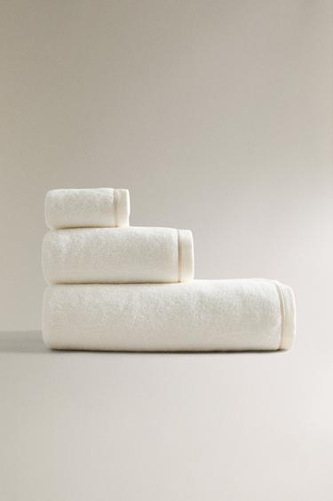 BATH TOWEL WITH METALLIC THREAD DETAIL - Oyster-white by Zara