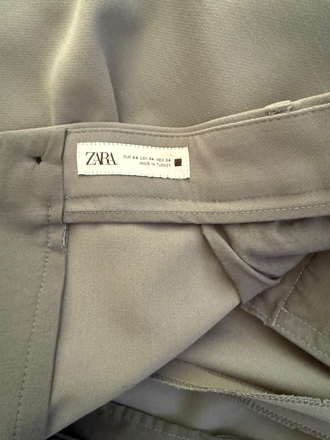 WIDE FIT PLEATED PANTS - Image 4