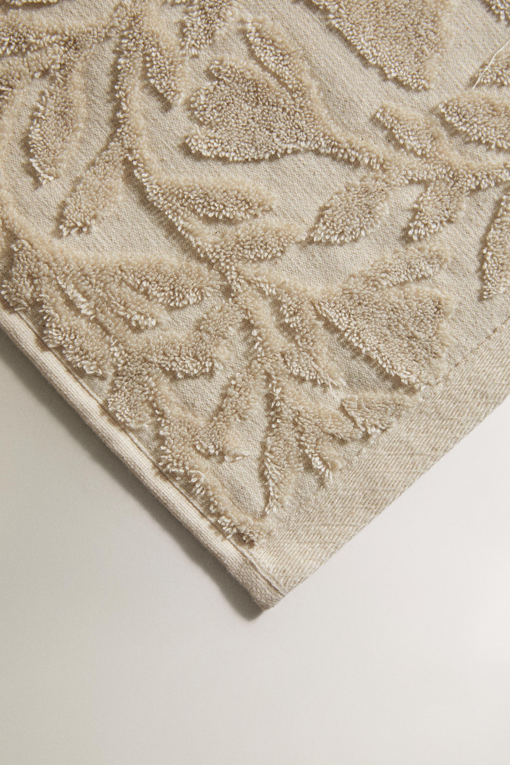 SERVIETTE DE BAIN FRISE BRODÉE