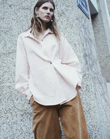 OVERSIZE STRIPED SHIRT - camel by Zara