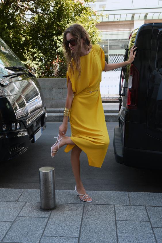 Come Abbinare Outfit Vestito Giallo Vestito Giallo Fluo Sales