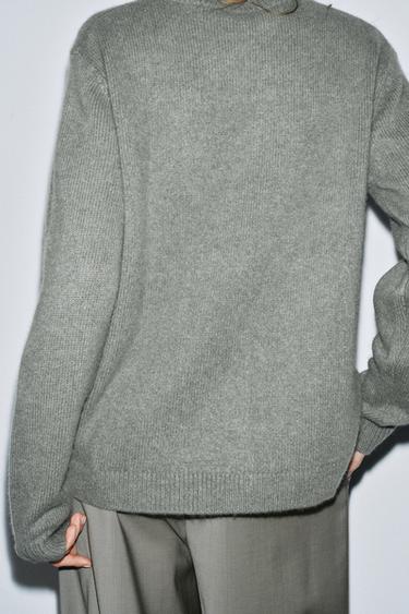 PULL 100 % CACHEMIRE COUPE CLASSIQUE - Verdâtre de Zara - Image 2