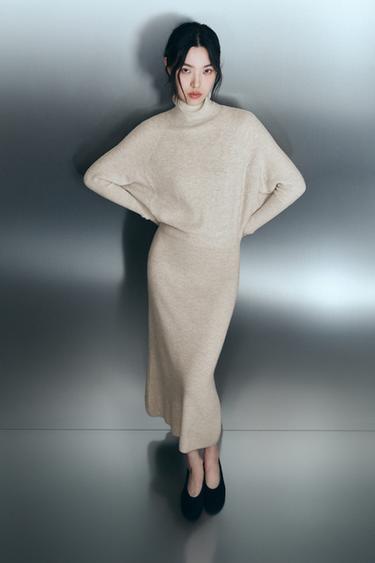 Zara 蝙蝠袖針織連身裙 - 沙色 / 斑紋