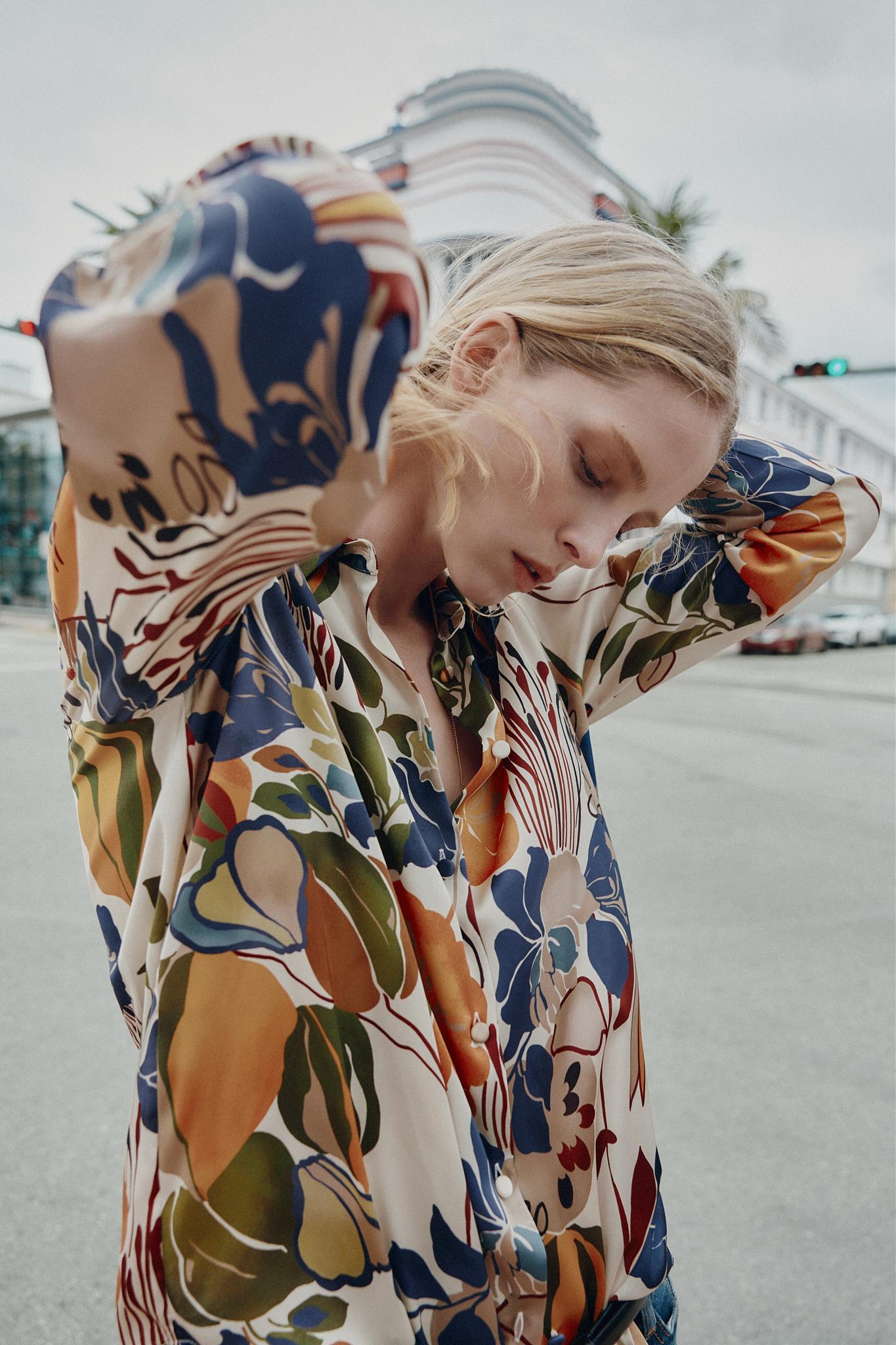 PRINTED SATIN EFFECT BLOUSE