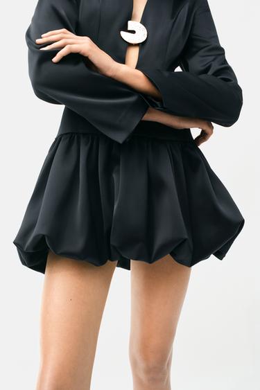 ROBE COURTE EFFET BALLON - Noir de Zara