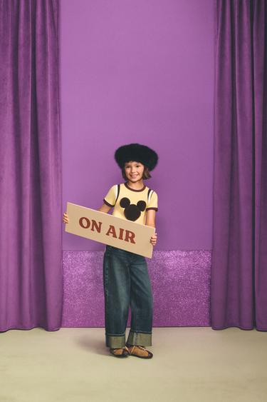 ΜΠΛΟΥΖΑ RIB ΜΕ ΕΠΙΓΡΑΦΗ ΣΕ ΑΝΤΙΘΕΣΗ HARRY LAMBERT FOR ZARA X DISNEY - Κίτρινο του Zara