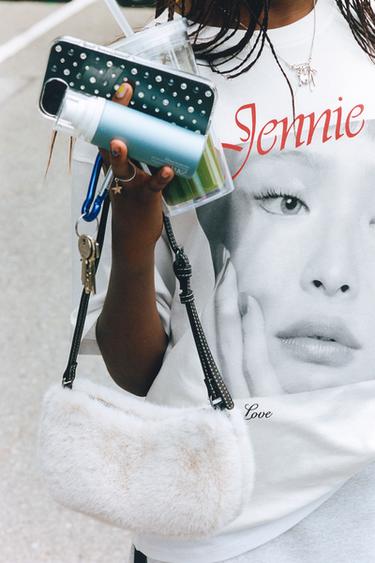 JENNIE ©™ PHOTO PRINT T-SHIRT - White by Zara