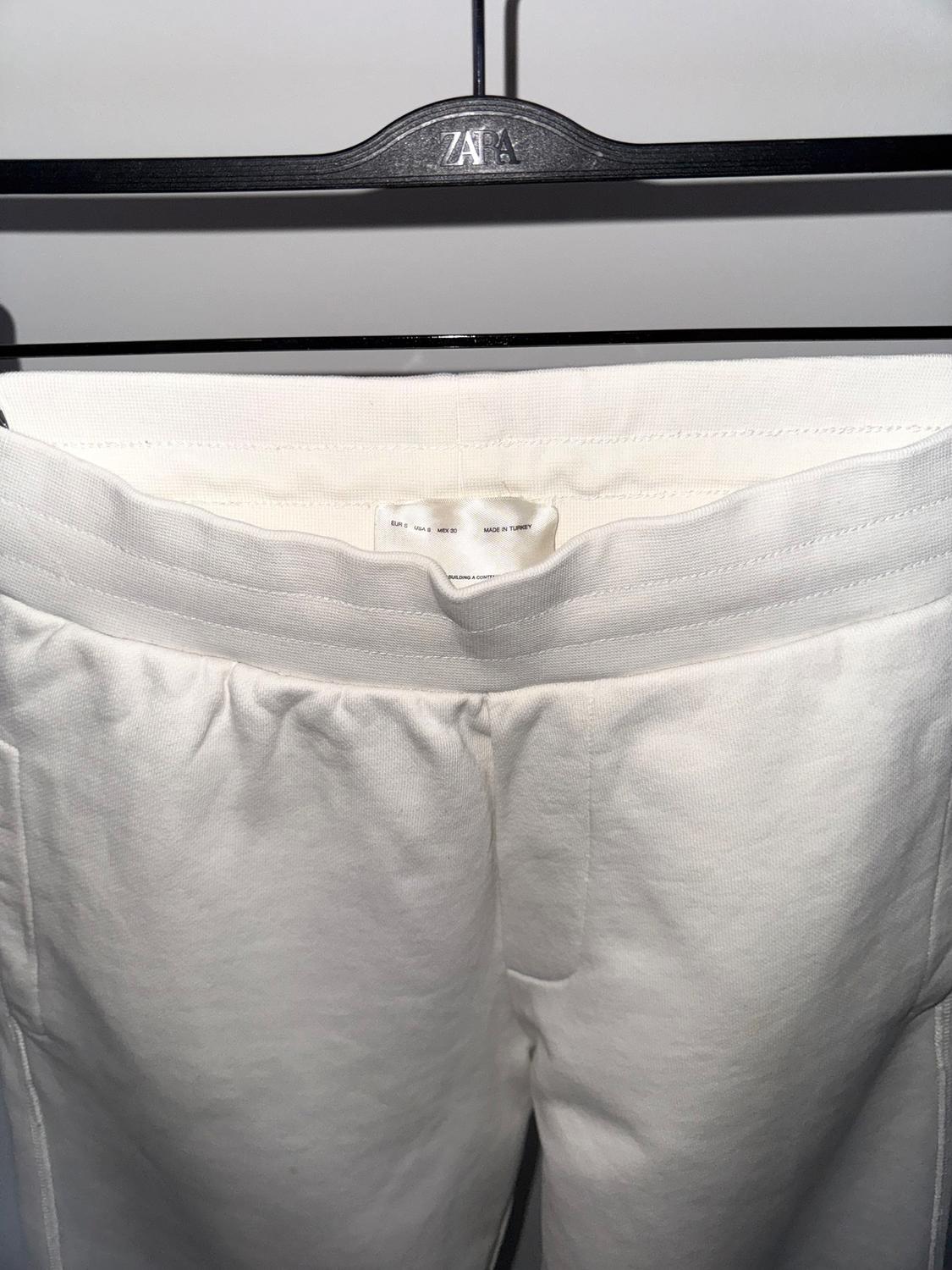 JOGGER TROUSERS - Image 3