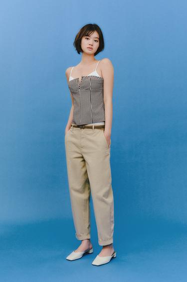 チノパンツ ブレイズベルトライトキャメルZaraのチノパンツ ブレイズベルト - ライトキャメル