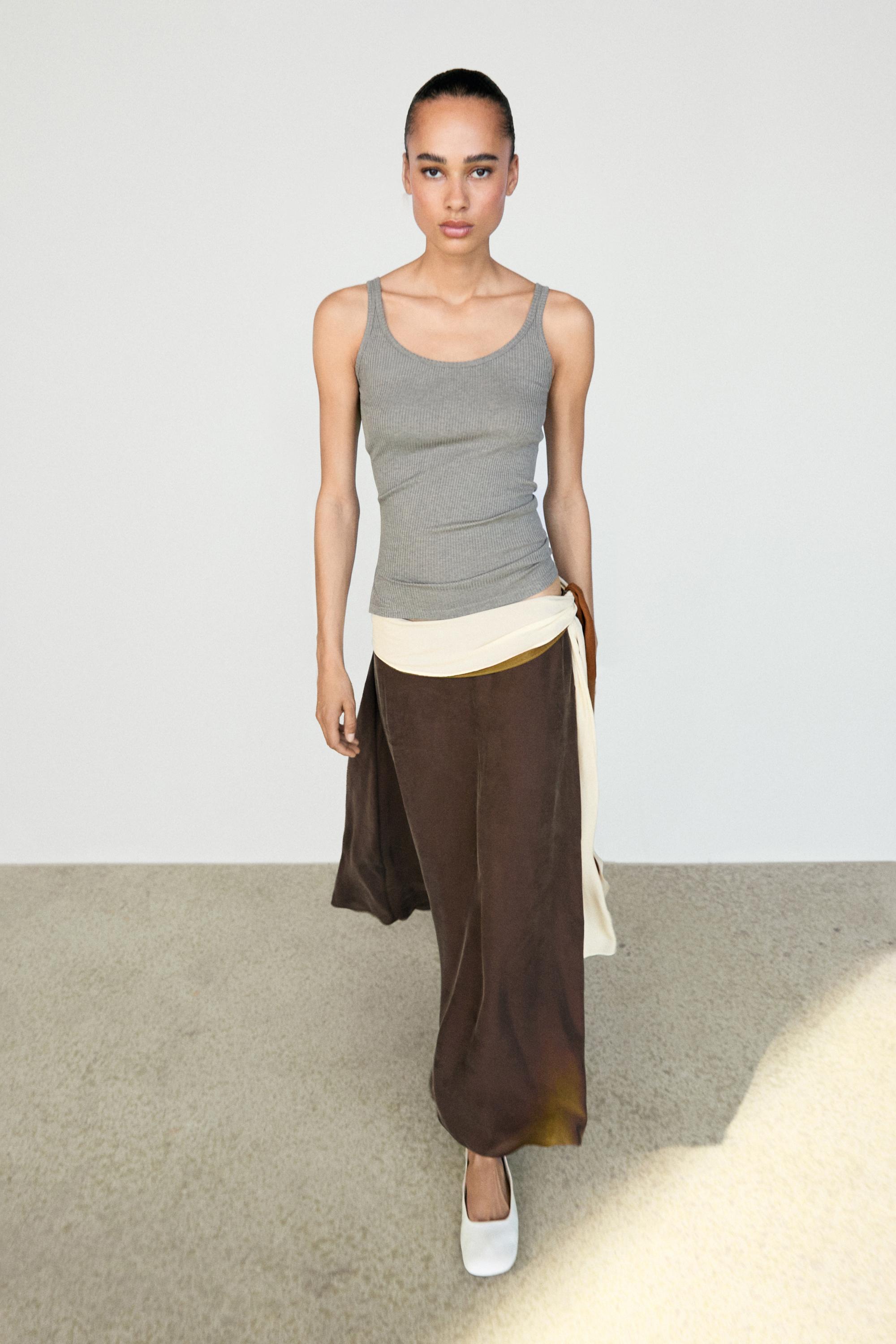 Contrast Ruffle Midi Skirt — Brown