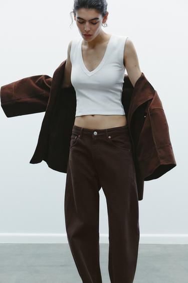 CAMISETA ESCOTE PICO - Blanco de Zara
