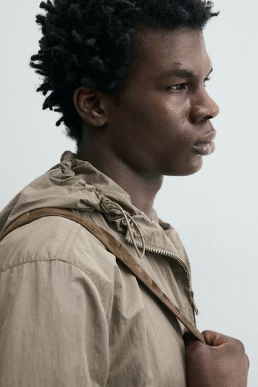 BLOUSON TECHNIQUE LÉGER - Vert gris de Zara - Image 4