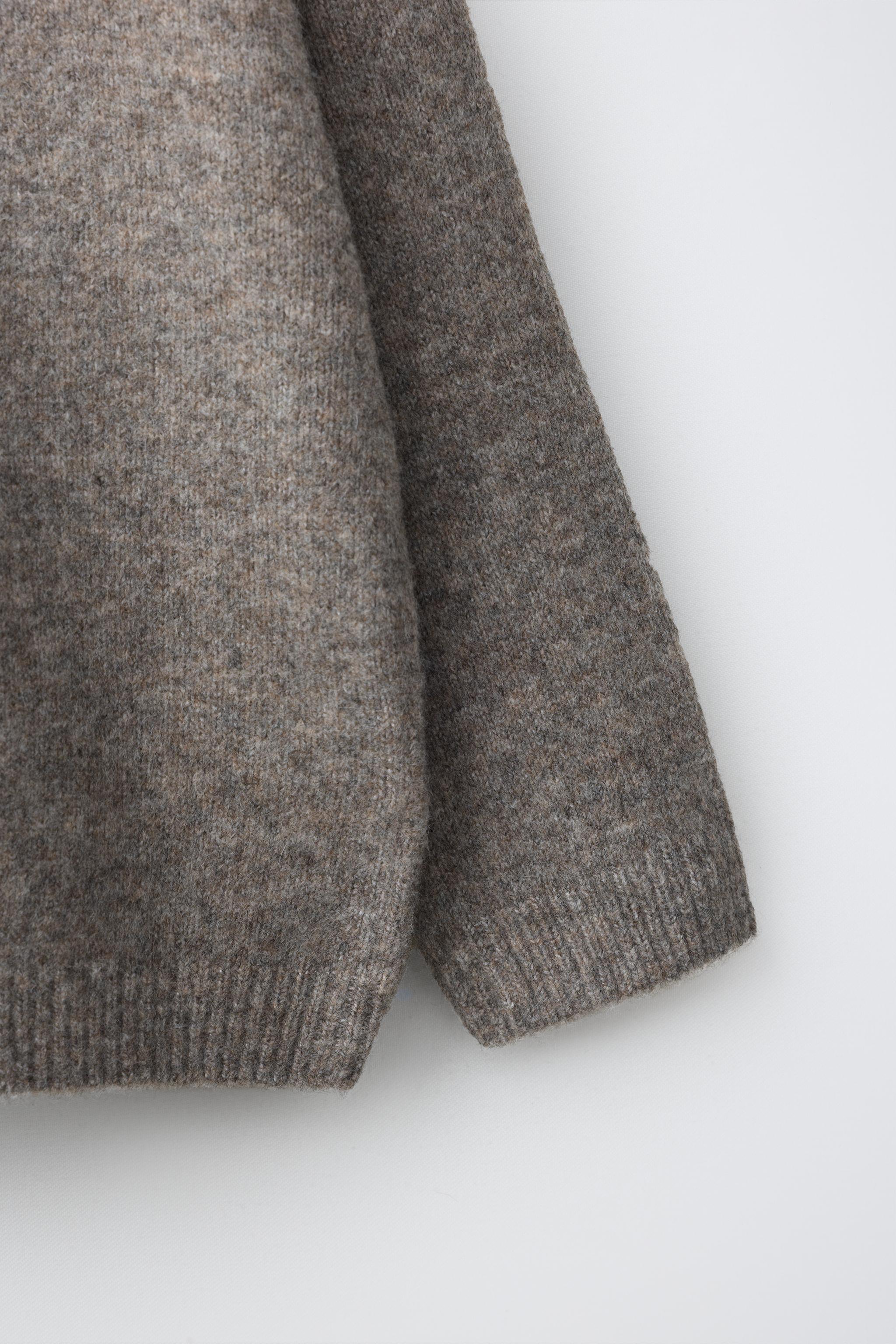 EMBROIDERED BEAR KNIT JUMPER