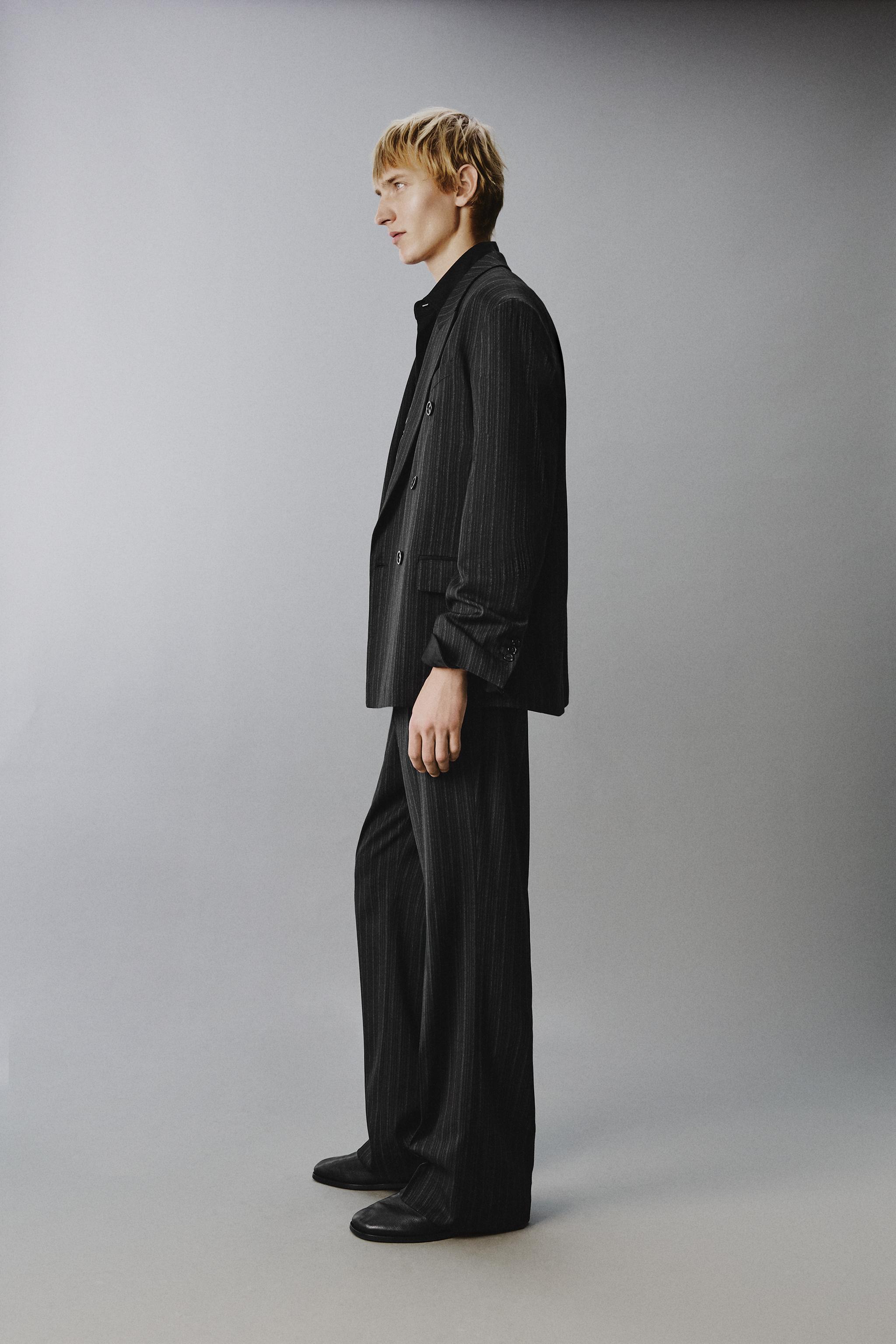 ピンストライプ柄ダブルブレスト仕様ブレザー - ブラック | ZARA Japan