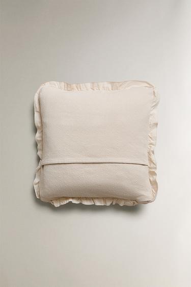CHILDREN'S CUSHION COVER WITH RUFFLE - Oyster-white by Zara - Image 3