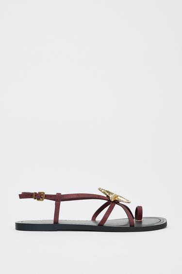STRAPPY SANDALS WITH METAL DETAIL - Burgundy Red by Zara