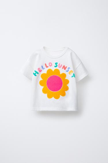 SUN APPLIQUÉ AND SLOGAN PRINT T-SHIRT - Neon pink by Zara