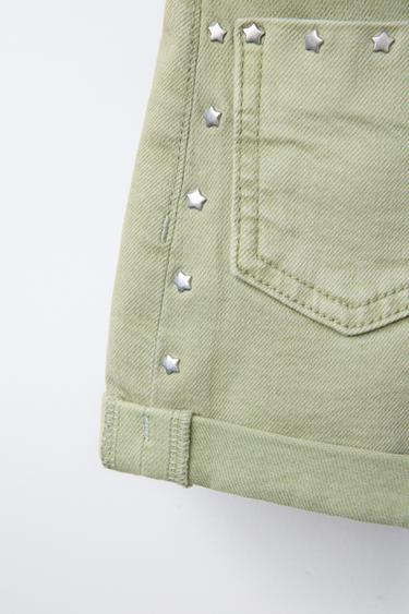 SHORT EN JEAN À CLOUS ÉTOILES - Vert de Zara - Image 3