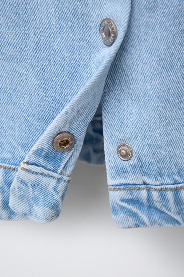 DENIM TOP WITH EMBROIDERED FLOWERS - Light blue by Zara - Image 3