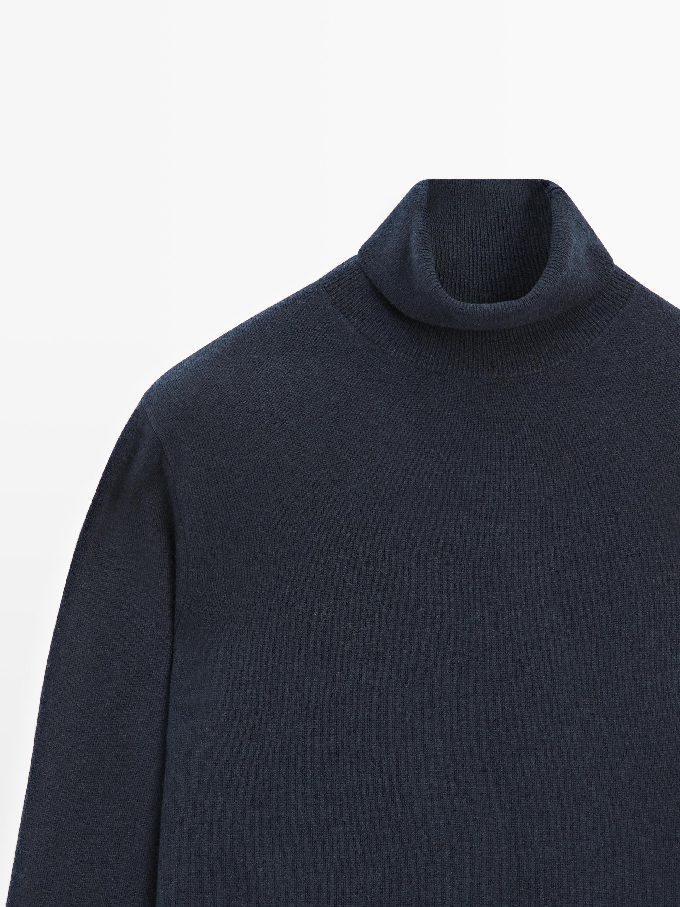 Pull à col montant en maille de laine mélangée