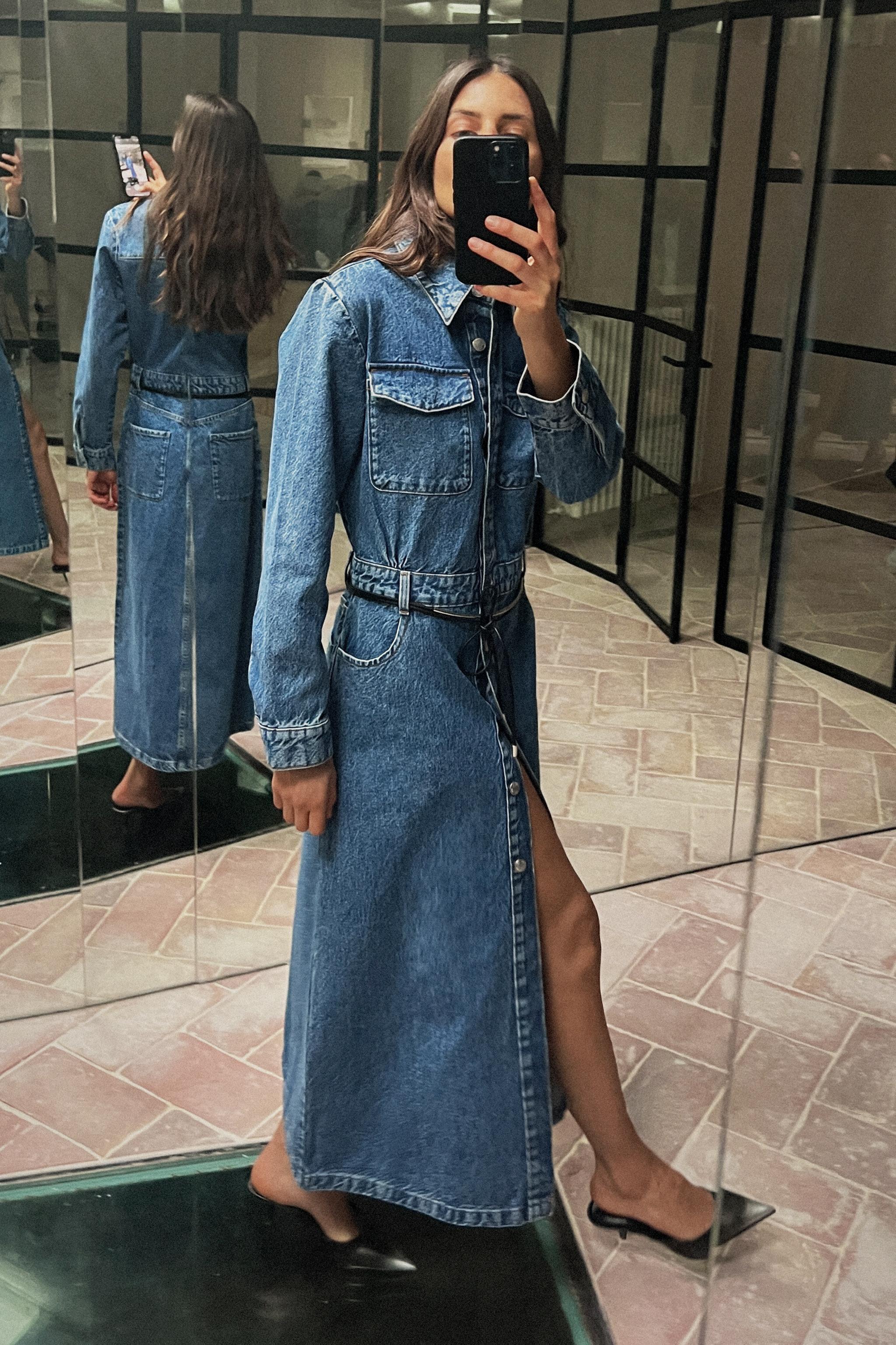 Korean Summer Womens Blue Jeans Denim Dress For Women With Side Button And  Suspender Midi Loose Fit, Available In Large Sizes Up To 5XL From  Sunshineavenue36518, $23.53