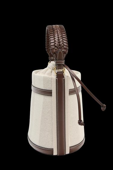 Zara STRIPED CANVAS BUCKET BAG - Light beige