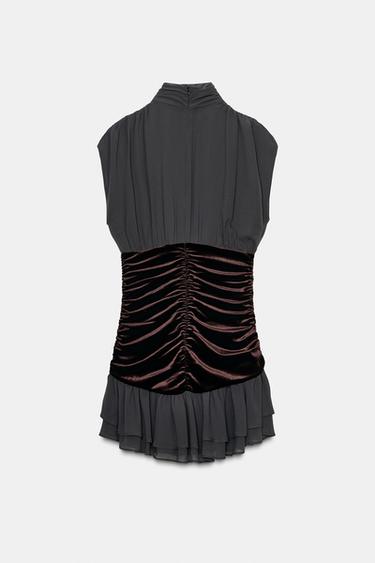 ROBE COURTE BIMATIÈRE VELOURS ET VOLANTS - Plomb foncé de Zara - Image 3
