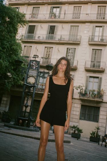 Zara HIGH-WAISTED SHORTS - Black