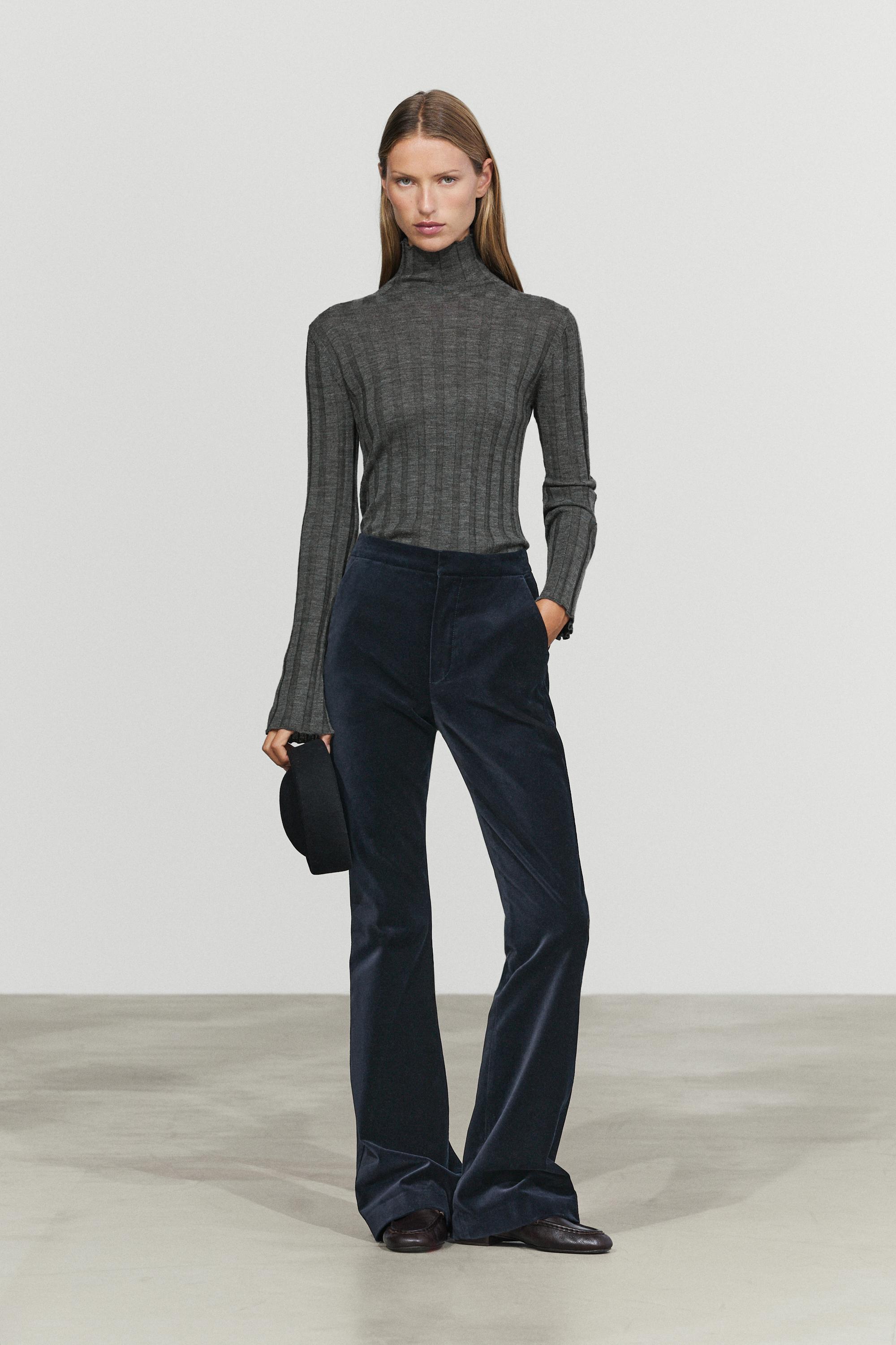 Velvet skinny flare fit pants