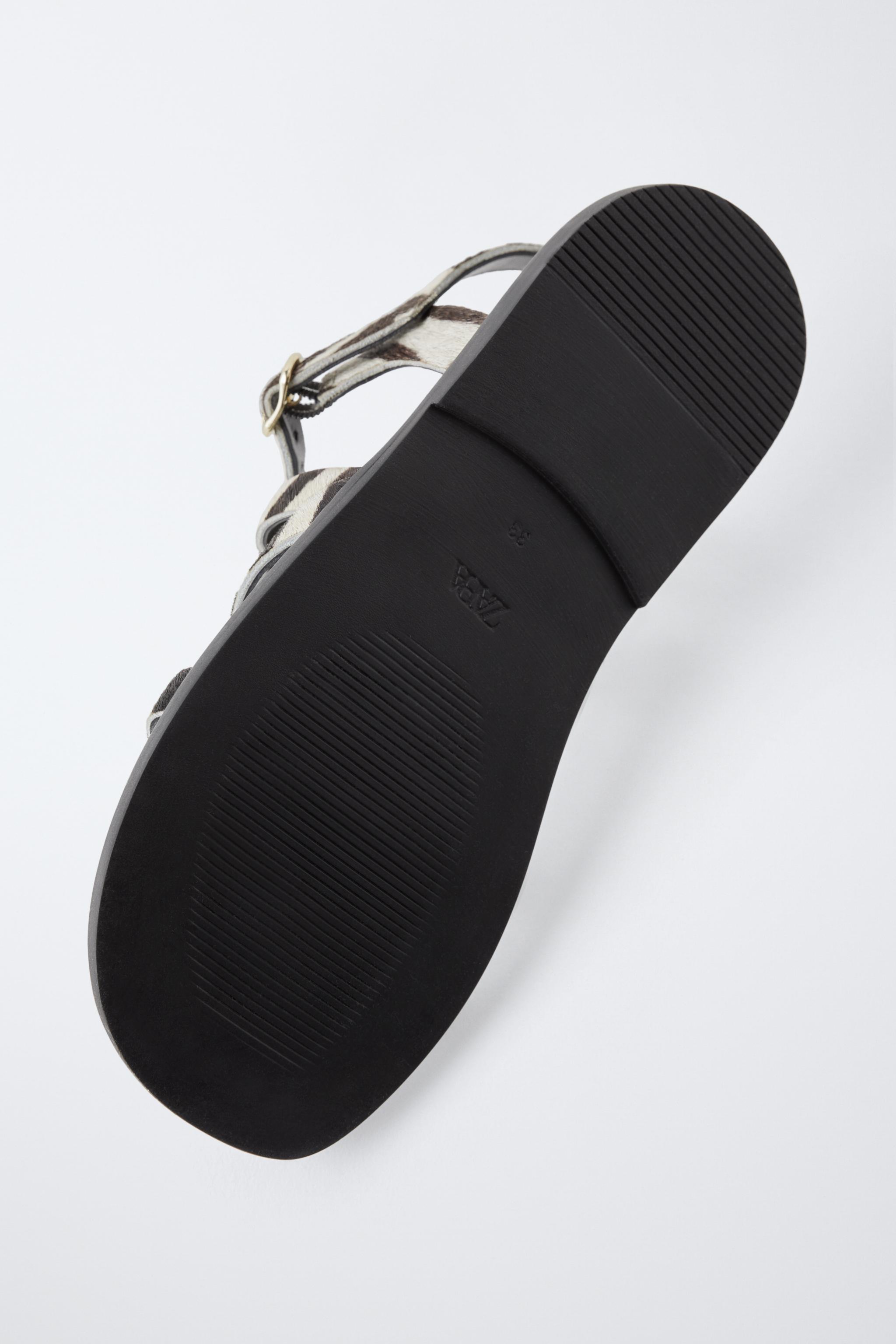 ぶた TECHNICAL SANDALS - Black | ZARA United States