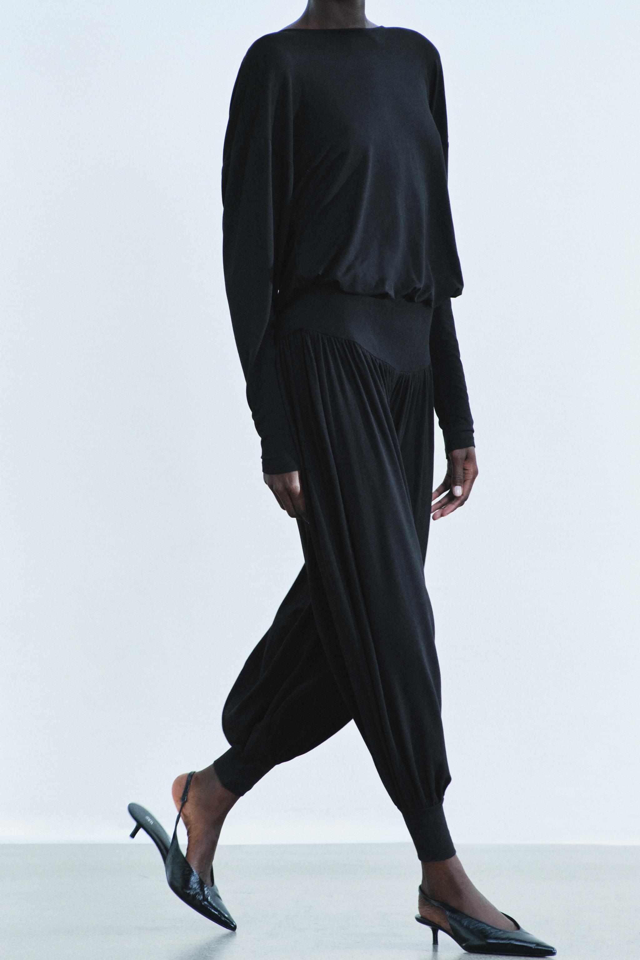 BAGGY JUMPSUIT