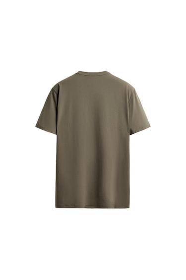 CAMISETA TÉCNICA BÁSICA - Verde medio de Zara
