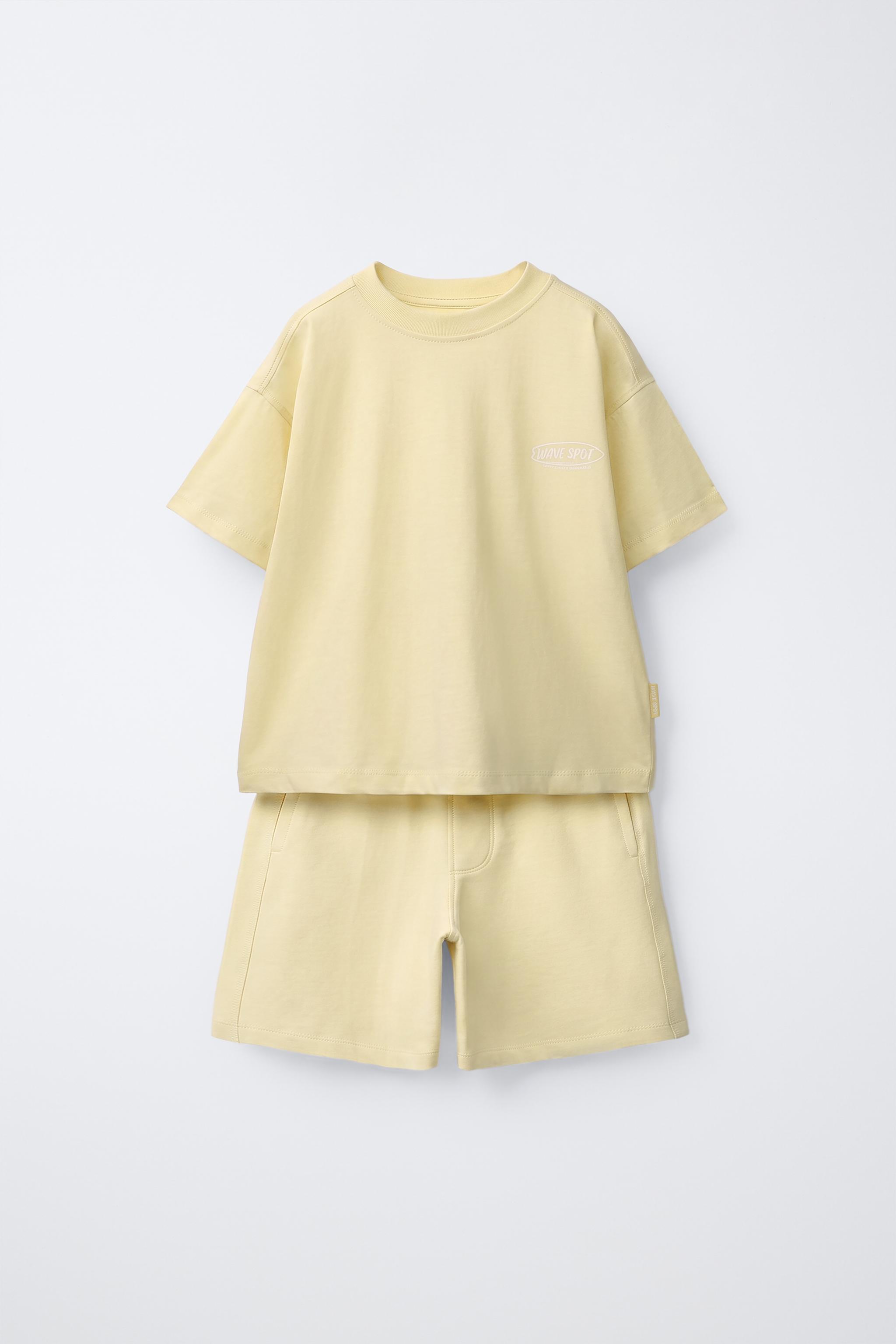 トップス LimitedEditioPrimeOverRegularCollarShirt T-SHIRT AND SHORTS SET WITH TEXT - Light yellow | ZARA United States