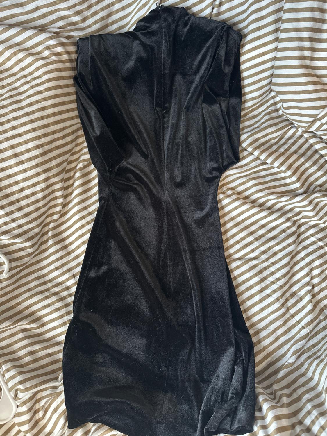 SHOULDER PAD VELVET DRESS ZW COLLECTION - Image 2