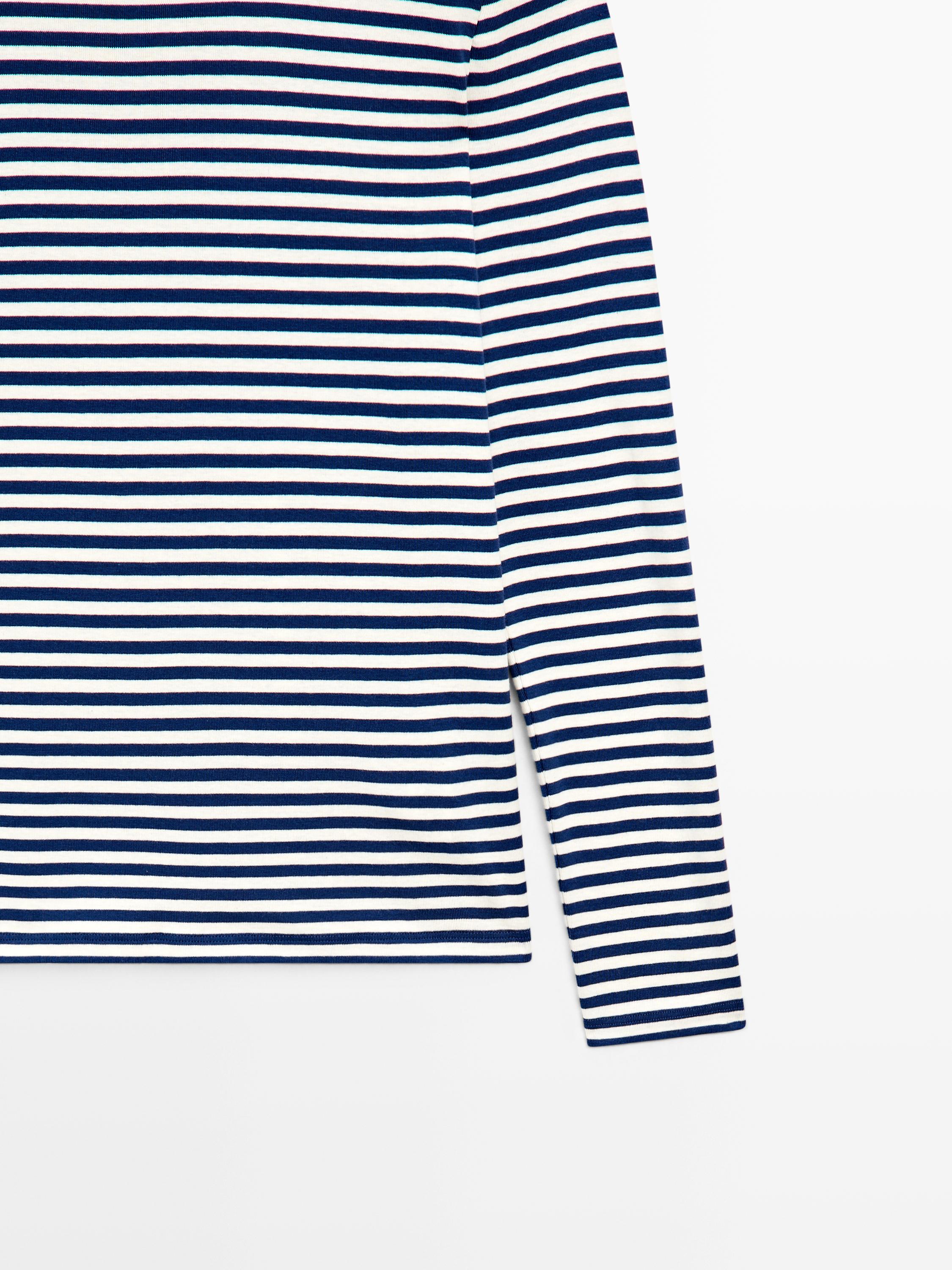 T-shirt à manches longues rayé avec détail contrastant