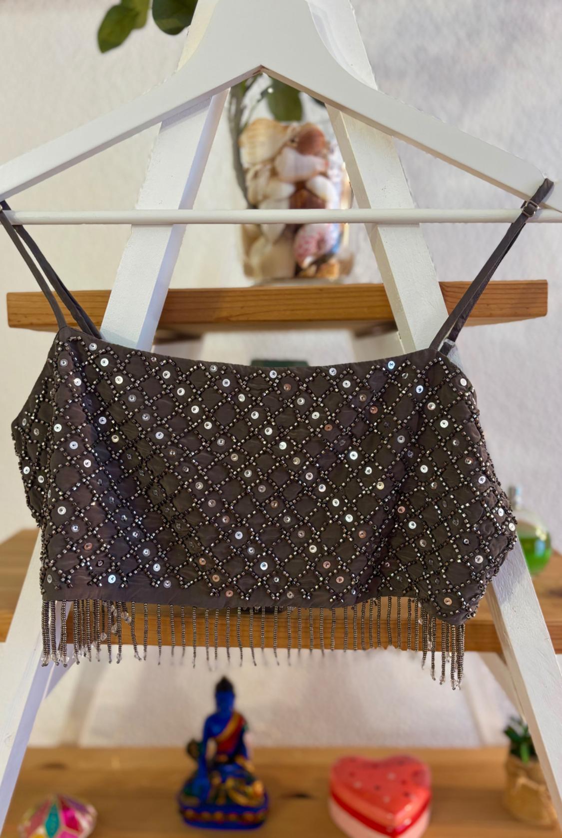 SEQUINNED BEADED CROP TOP - Image 3