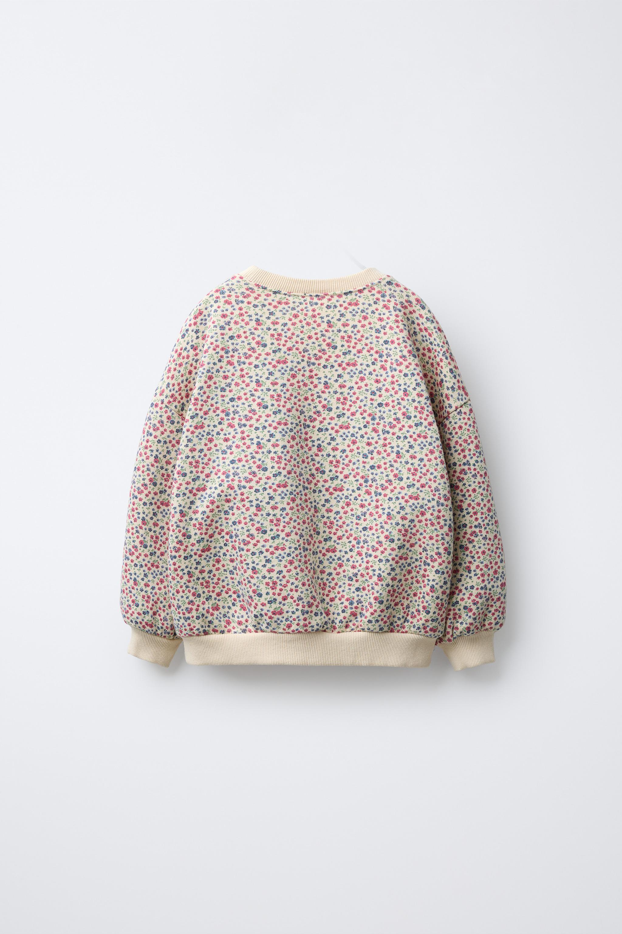 FLORAL SWEATSHIRT WITH LACE POCKET