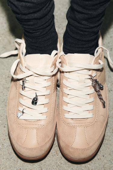 CHARMS RUNNING TRAINERS - Sand Brown by Zara
