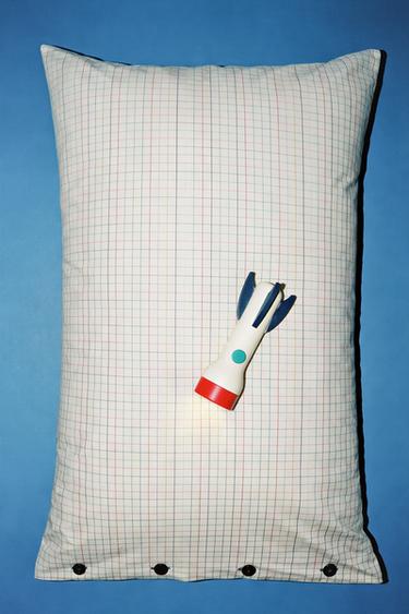 CHILDREN'S CHECK COTTON PILLOWCASE - Multicoloured by Zara