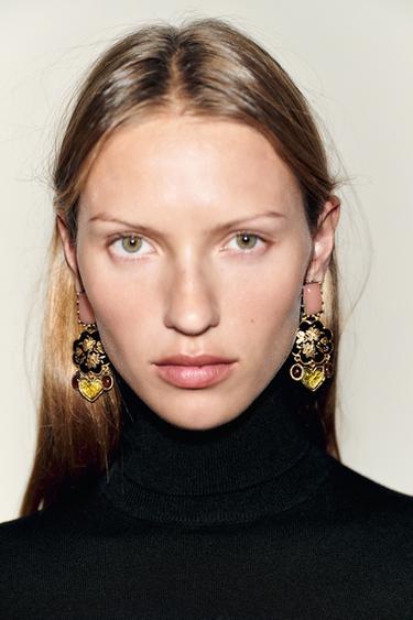 STONE, FLOWER AND HEART EARRINGS - Aged gold by Zara - Image 0